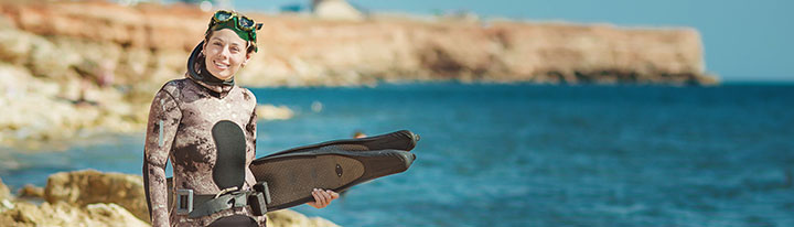 Why Do Freedivers Need Wetsuits